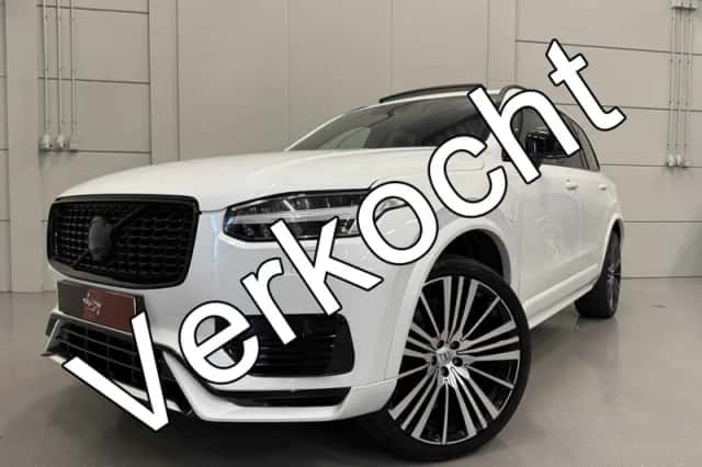 Volvo XC90 (2022) thumbnail 1