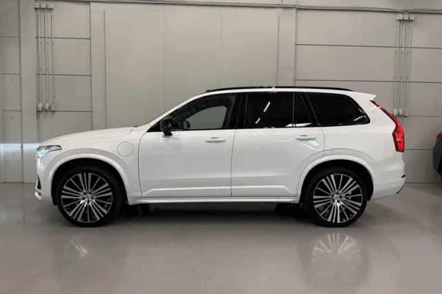 Volvo XC90 (2022) thumbnail 6