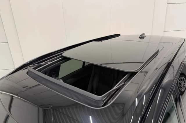 Volvo XC90 (2023) thumbnail 3