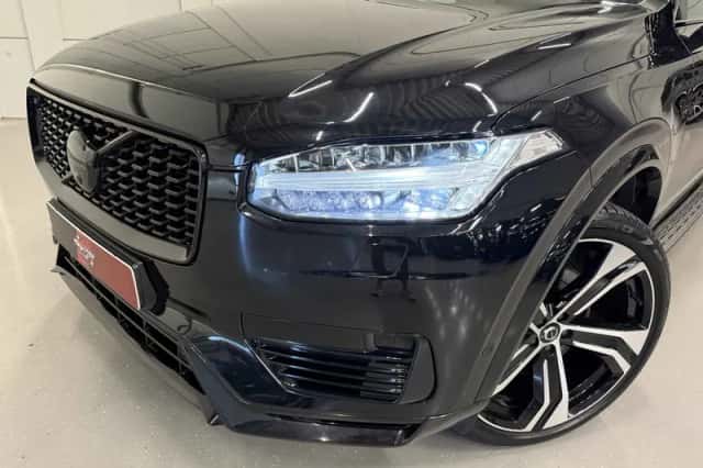 Volvo XC90 (2023) thumbnail 4