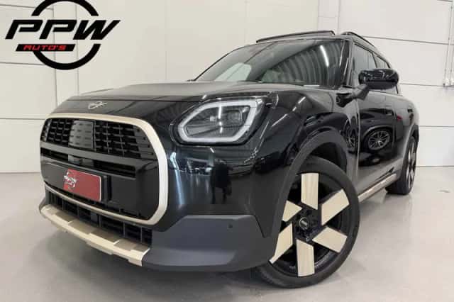 MINI Countryman (2024) thumbnail 1