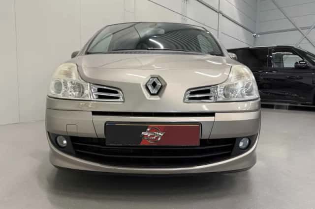 Renault Grand Modus (2008) thumbnail 3