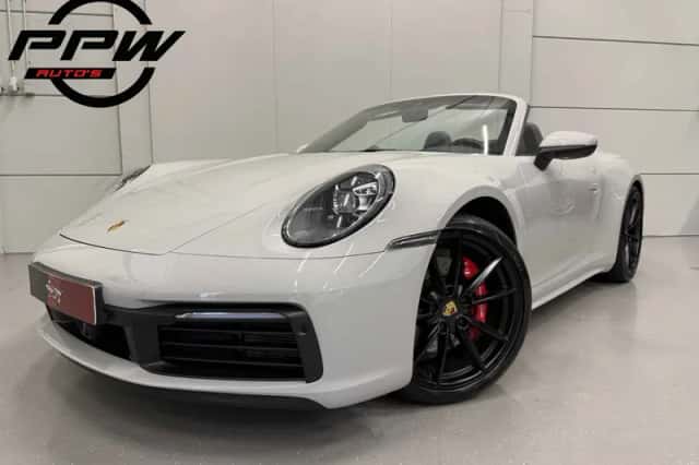 Porsche 911 (2021) thumbnail 1