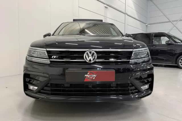 Volkswagen Tiguan (2019) thumbnail 4