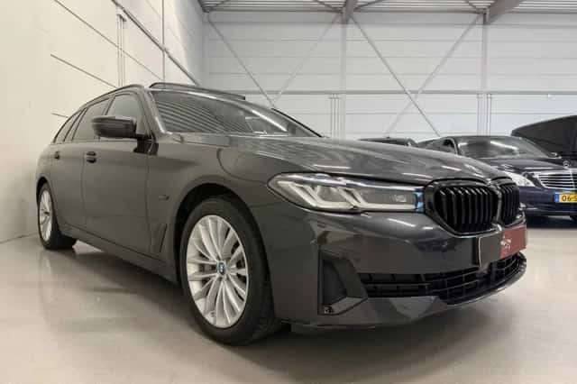 BMW 5-Serie (2023) thumbnail 5