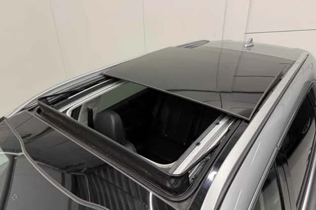 Kia Sorento (2023) thumbnail 3