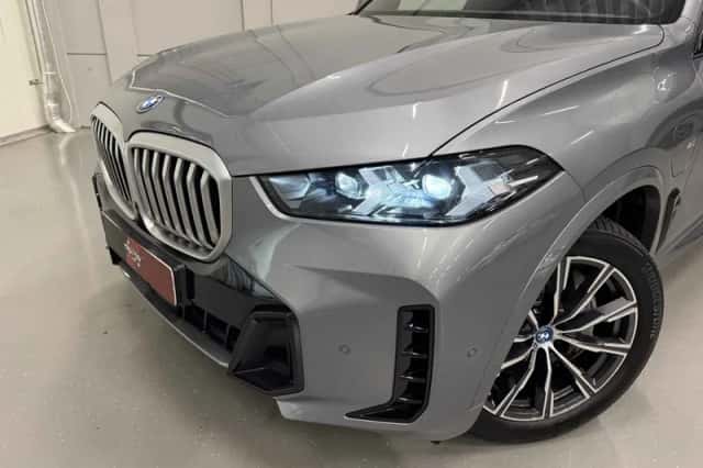 BMW X5 (2023) thumbnail 3