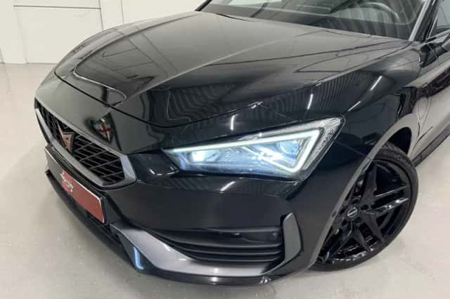 CUPRA Leon Sportstourer (2020) thumbnail 2