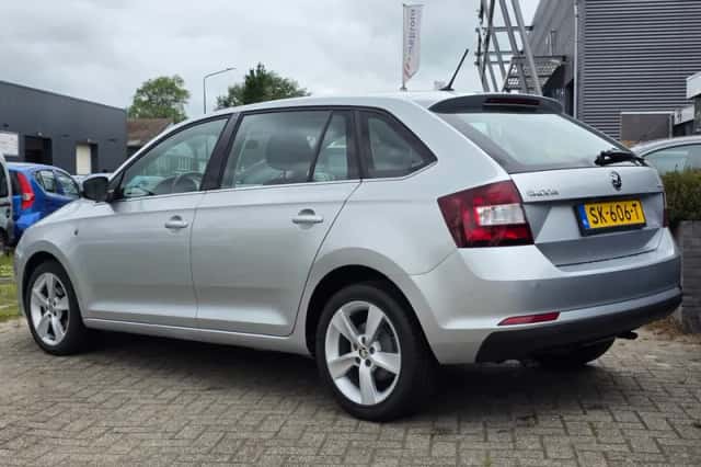 Škoda Rapid (2018) thumbnail 3