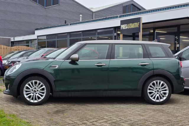 MINI Clubman (2016) thumbnail 2