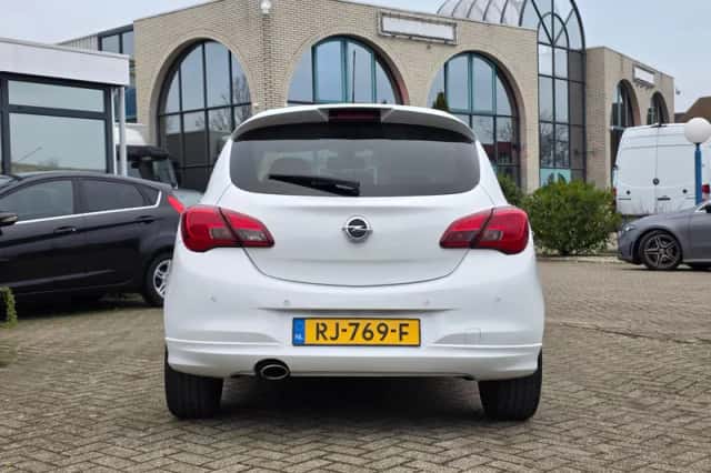 Opel Corsa (2017) thumbnail 4