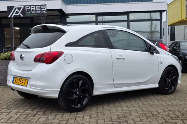 Opel Corsa (2017) thumbnail 5