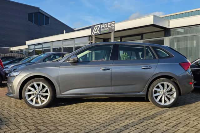 Škoda Scala (2024) thumbnail 2