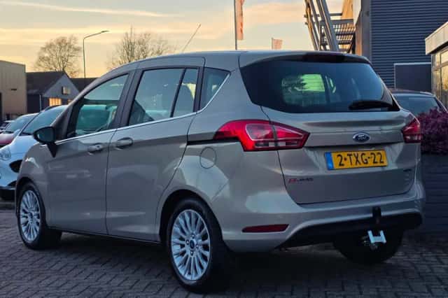 Ford B-Max (2014) thumbnail 3