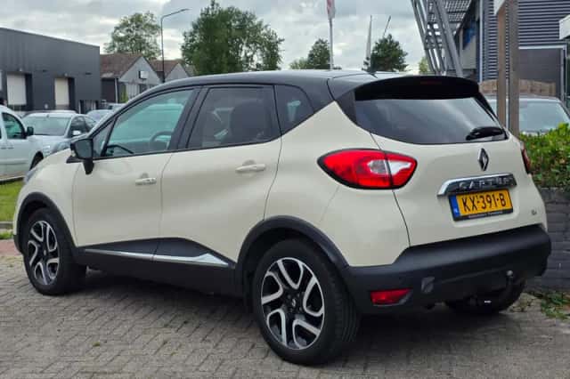 Renault Captur (2013) thumbnail 3