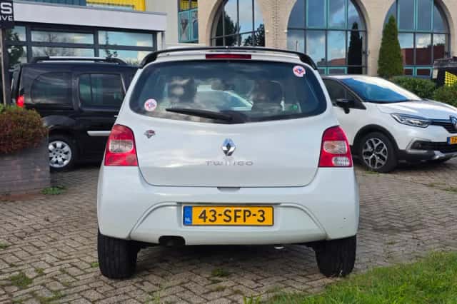 Renault Twingo (2011) thumbnail 4