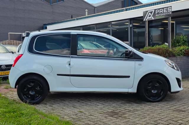 Renault Twingo (2011) thumbnail 6