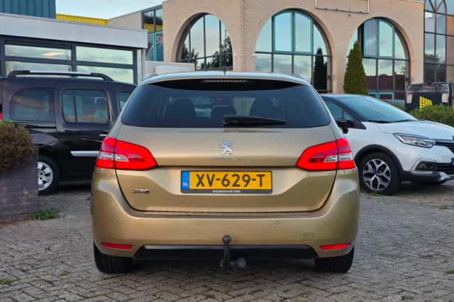 Peugeot 308 (2018) thumbnail 4