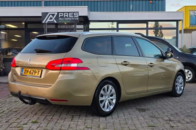Peugeot 308 (2018) thumbnail 5