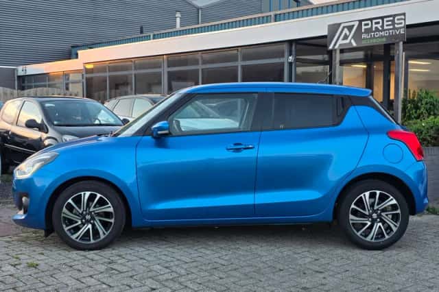 Suzuki Swift (2020) thumbnail 2