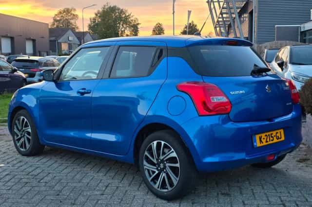 Suzuki Swift (2020) thumbnail 3