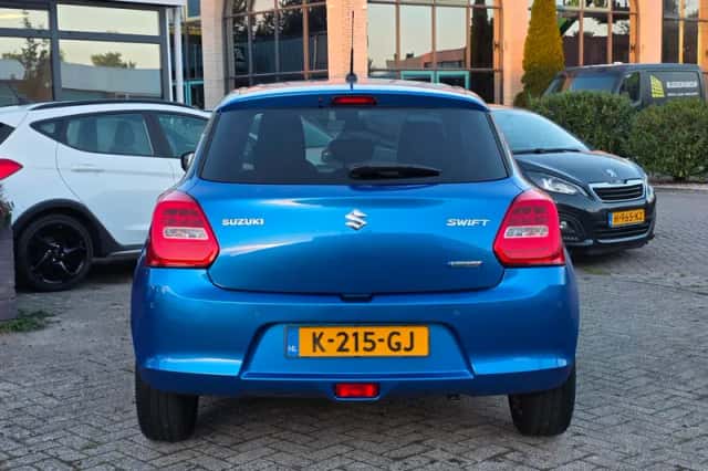 Suzuki Swift (2020) thumbnail 4