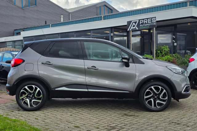 Renault Captur (2016) thumbnail 6