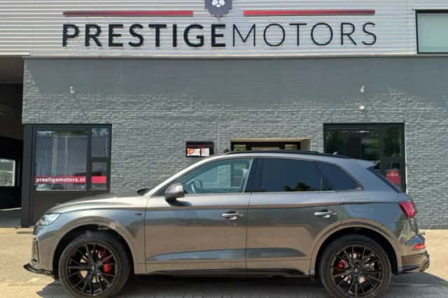 Audi Q5 (2022) thumbnail 5