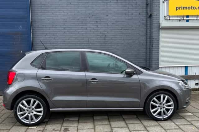 Volkswagen Polo (2017) thumbnail 5