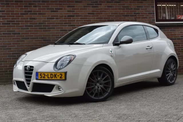 Alfa Romeo Mito (2010) thumbnail 1
