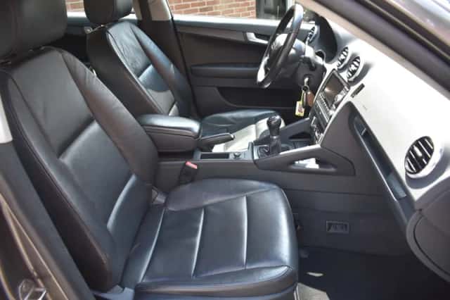 Audi A3 (2012) thumbnail 4