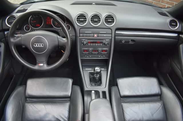 Audi A4 (2005) thumbnail 2