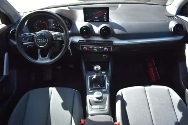 Audi Q2 (2017) thumbnail 2