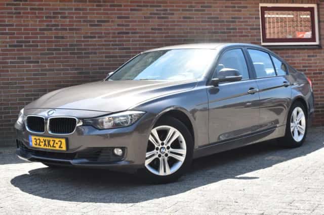 BMW 3-Serie (2012) thumbnail 1