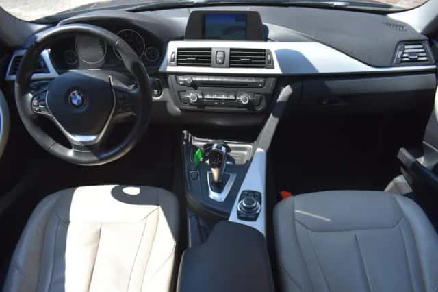 BMW 3-Serie (2012) thumbnail 2