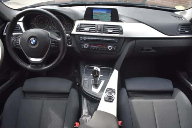 BMW 3-Serie (2014) thumbnail 2