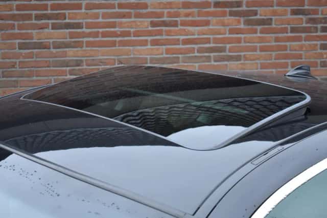 BMW 3-Serie (2011) thumbnail 6