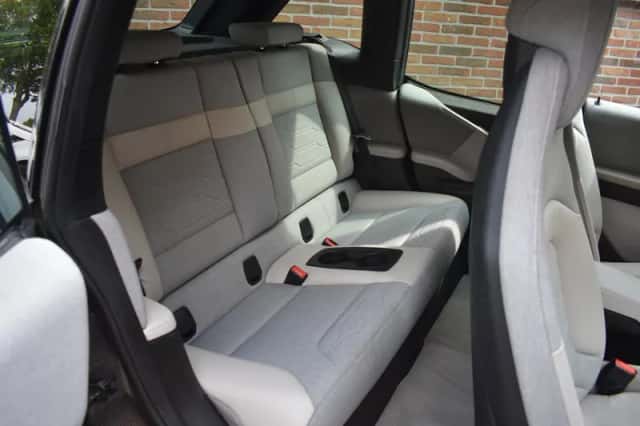 BMW i3 (2013) thumbnail 5