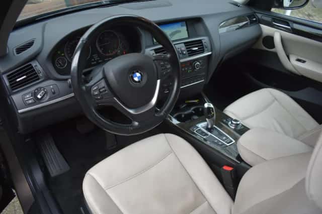 BMW X3 (2013) thumbnail 6