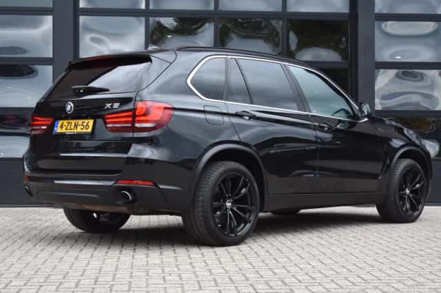 BMW X5 (2015) thumbnail 3