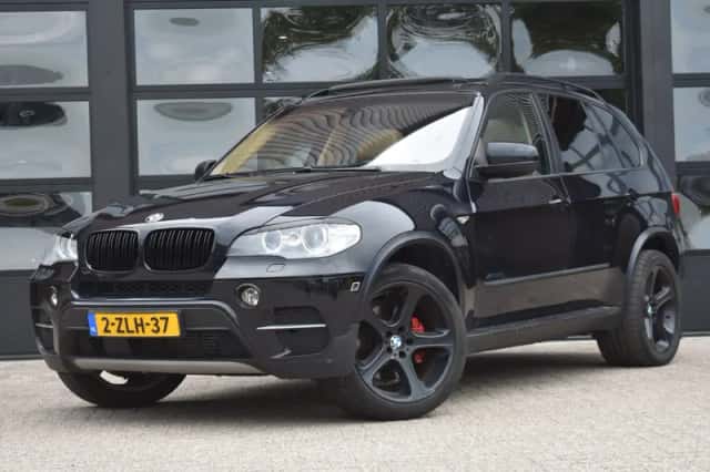BMW X5 (2011) thumbnail 1
