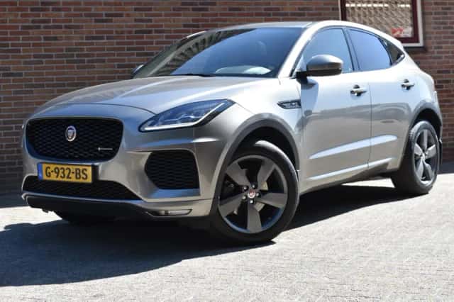 Jaguar E-Pace (2019) thumbnail 1