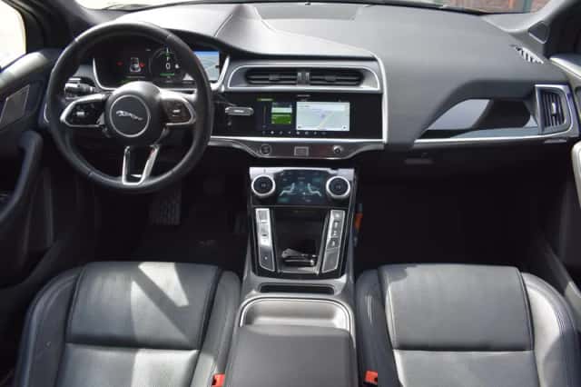 Jaguar I-Pace (2019) thumbnail 2