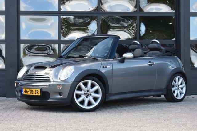 MINI Cabrio (2006) thumbnail 1