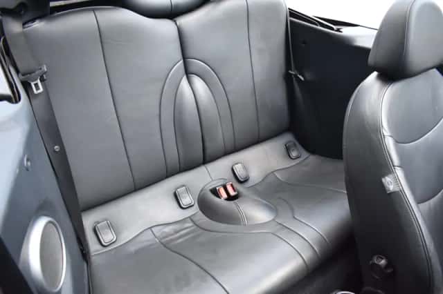 MINI Cabrio (2006) thumbnail 5