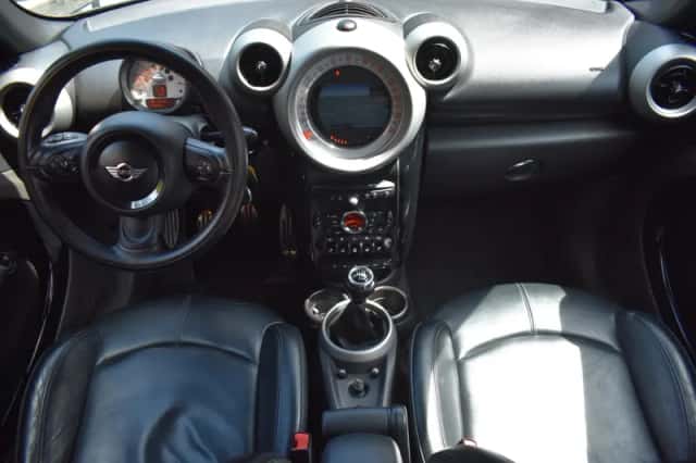 MINI Countryman (2012) thumbnail 2