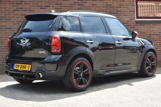 MINI Countryman (2012) thumbnail 3