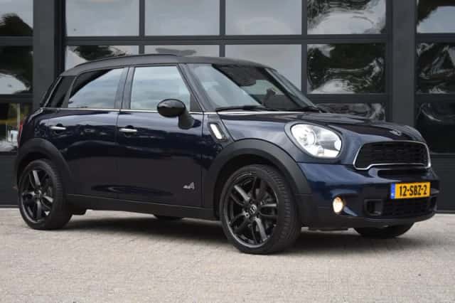 MINI Countryman (2011) thumbnail 6