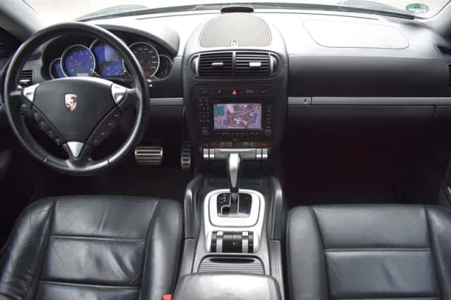 Porsche Cayenne (2007) thumbnail 2