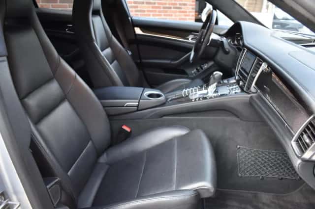 Porsche Panamera (2013) thumbnail 4